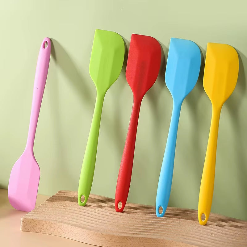 1PC Small Heat Resistant Integrate Handle Silicone Spooncolor Silicone Scraper Cake Cream Spatula Knife Kitchen Baking Tool